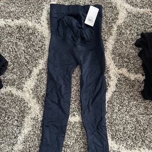 Blanqi maternity leggings - NWT navy size medium